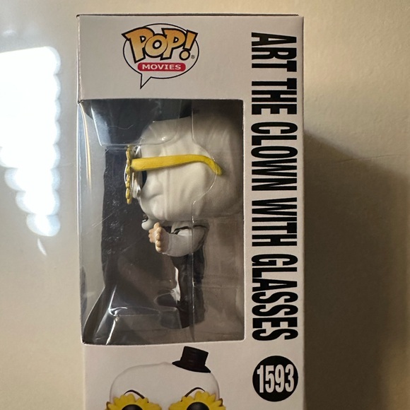 Funko Art the Clown with Yellow Glasses Figure - Picture 2 of 4